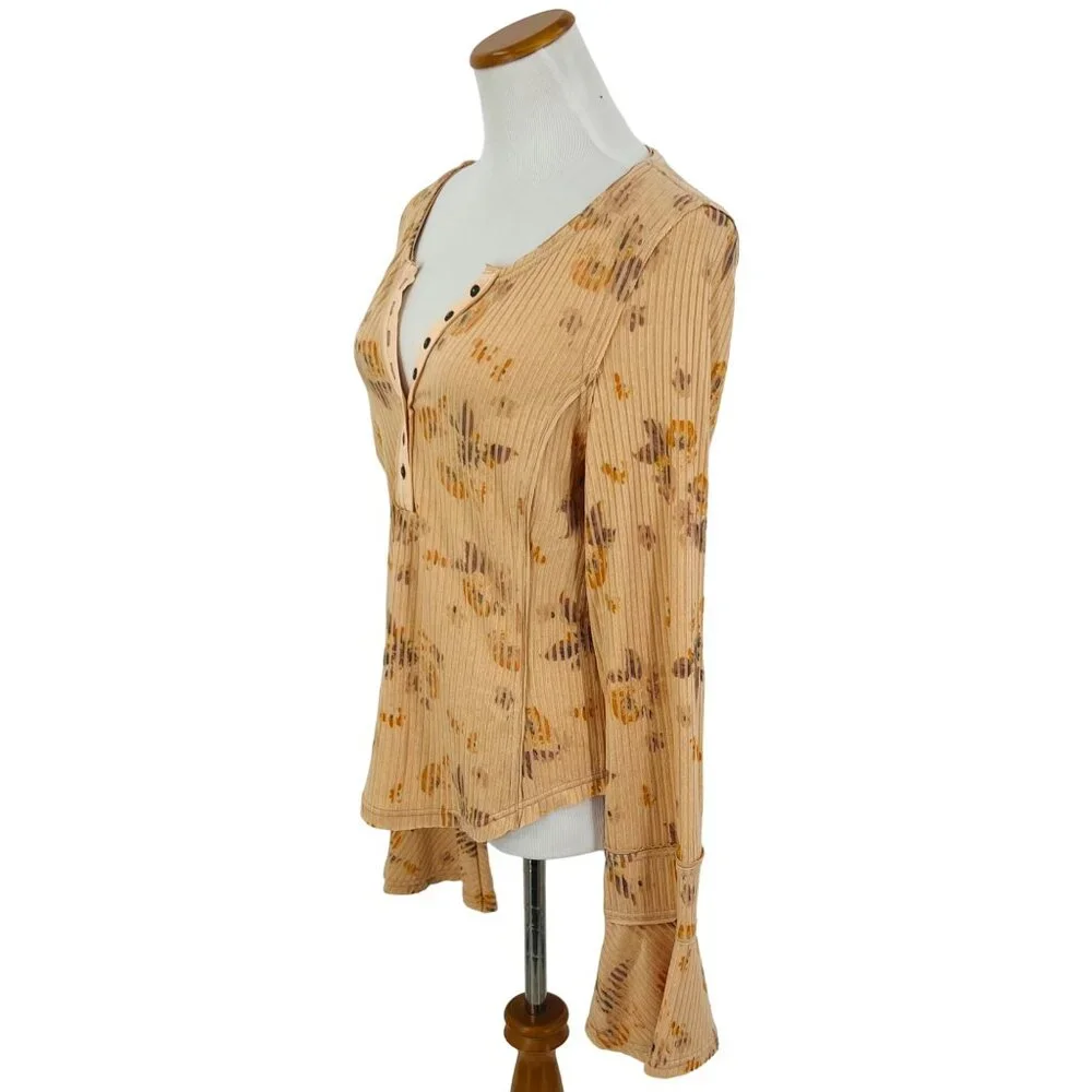NWT Free People Ribbed Long Bell Sleeve Floral Print Retro Henley Top - Picture 5 of 16